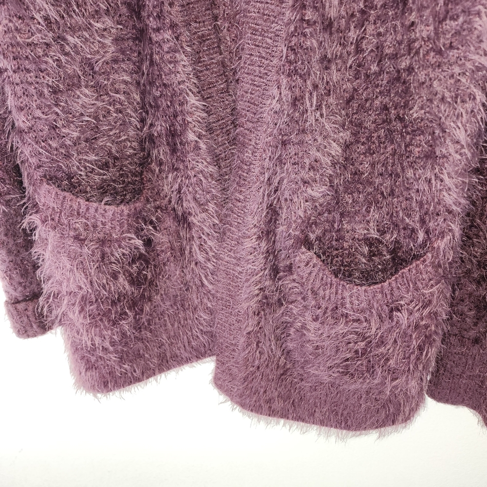 Urban Outfitters Pins And Needles Eyelash Cardigan Sweater Long Sleeve Sz Medium - Picture 4 of 8